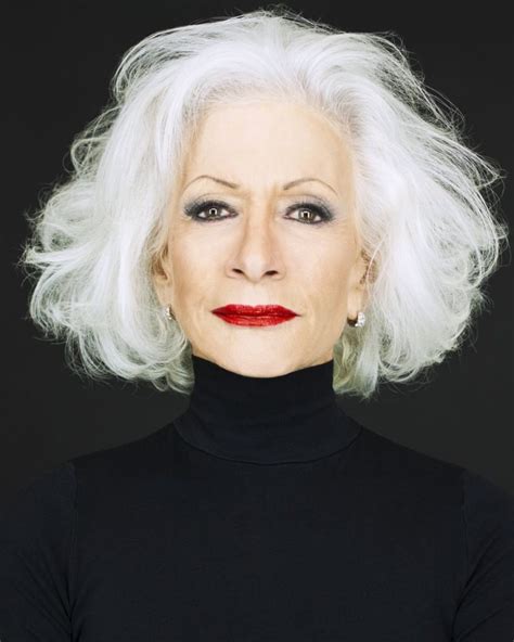 30 glamorous grey hairstyles for older women 2022