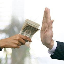 Bersedia bertanggungjawab atas perbuatan yang merugikan orang lain. Mengasah Pribadi yang Unggul dengan Jujur, Santun, dan ...