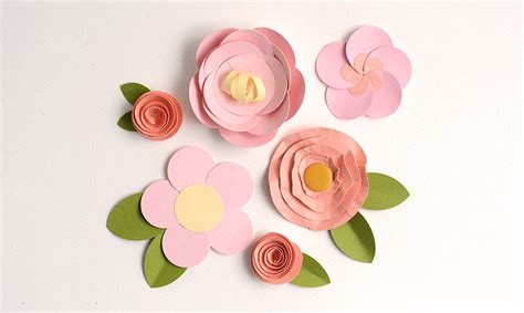 Make Easy Paper Flowers 5 Fast And Fun Tutorials On Bluprint Craftsy