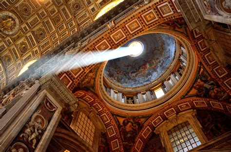 Light Inside Of St Peters Basilica In Vatican City Pics