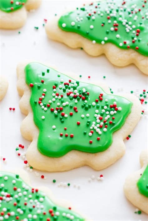 20 Amazing Christmas Sugar Cookies Food Fun And Faraway Places