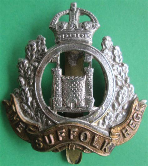 A Territorial Suffolk Regiment Cap Badge