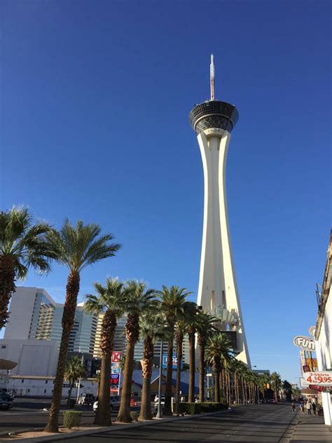the stratosphere tower restaurant located 800 feet las vegas hotel bersamawisata