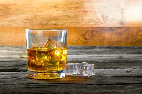 Discover the calories in a shot of whiskey. A Detailed Chart of Calories Present in Different ...