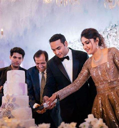 Pics From Anam Mirza And Asad Azharuddins Wedding Reception Farah
