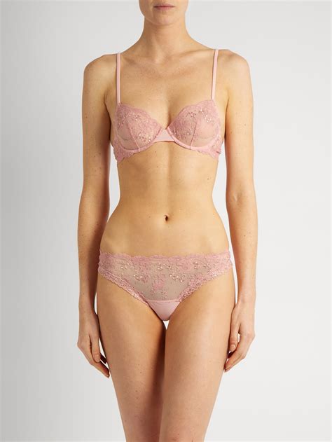 Lyst La Perla Stolen Roses Embroidered Tulle Bra In Pink
