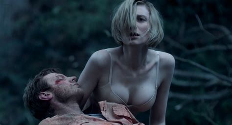 Elizabeth Debicki Hot Cleavage In Bra Some Sex The Kettering Incident