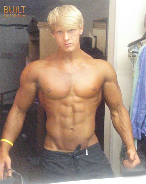 Blonde Muscle Naked