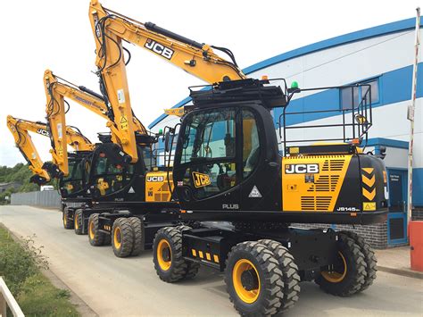 Guangzhou jinhui machinery co., ltd. Ridgway's Wheeled Excavator Hire fleet includes JCB Hydradig