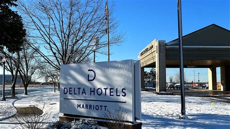 Delta Hotels By Marriott Detroit Metro Airport Detroit Michigan Usa