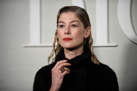 Rosamund Pike Once Felt No One Respected Her After Doing The James Bond Film Die Another Day