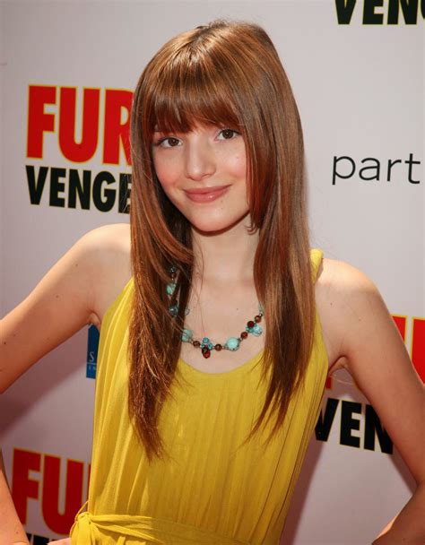 World Hot Actress Bella Thorne American Teen Actress Singer Model