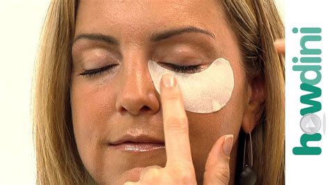 How To Reduce Puffy Eyes Youtube