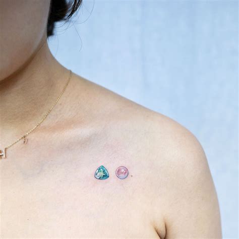 Gorgeous Gemstone And Pearl Detail Gem Tattoo Dainty Tattoos Pearl