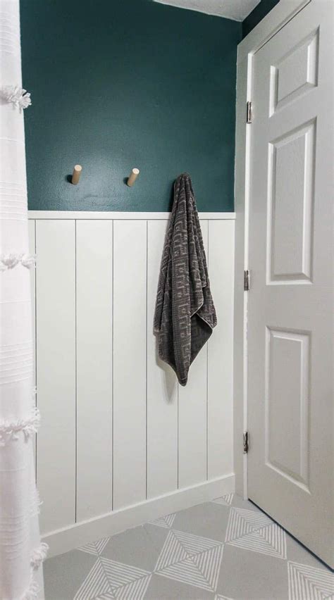 Diy Vertical Shiplap Click To See The After Bathroom Accent Wall