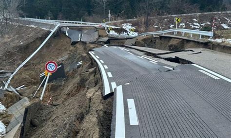 Japan Struck By 75 Magnitude Earthquake Triggering Tsunami Alerts Knews