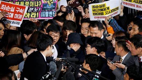 S Korean Scandal President Parks Friend Choi Returns To Seoul Bbc News