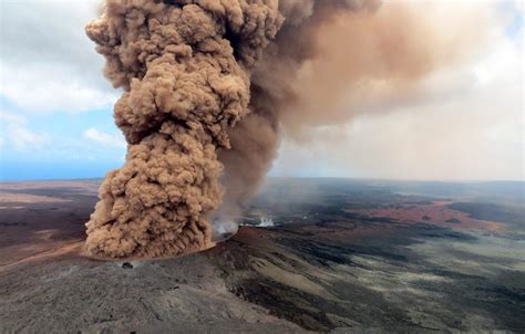 Eruption Of Kilauea Volcano In Hawaii Took Place Under Unusual