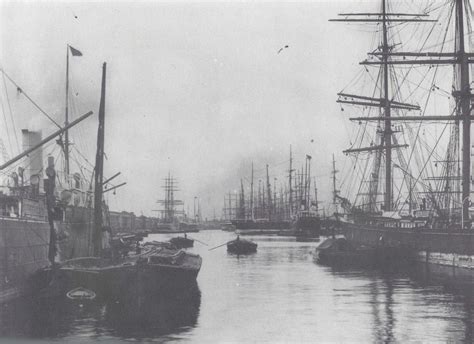 The Docks As They Were In The 19th Century East End London London