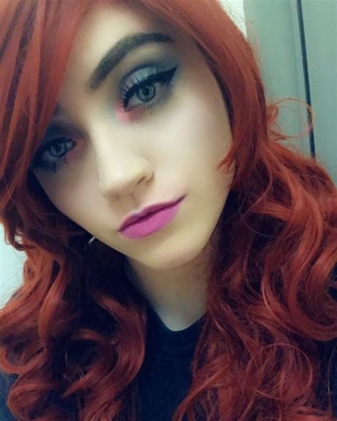 Tgirls Crossdressers Transgender Redhead Nose Ring Face Beautiful Fashion Moda