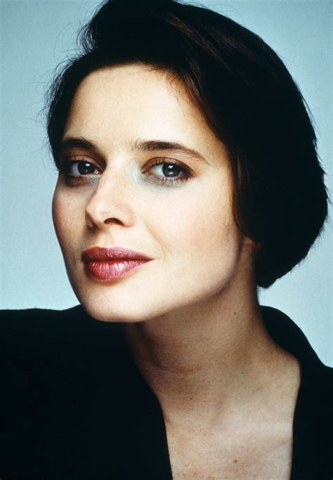 29 Of The Best Bob Haircuts In History Isabella Rossellini Best Bob Haircuts Best Bobs