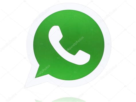 Logótipo Do Whatsapp Messenger Impresso Em Papel — Fotografia De Stock