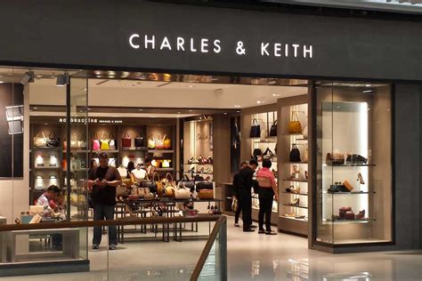 Charles and keith prides itself with the best selection of fashion items and in providing women with the best looks that are both stunning and chic. What to Buy in Singapore in 2020: Top 8 Things to Buy in ...