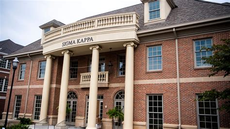 University Of Tennessee Identifies Covid 19 Cluster In Sorority House