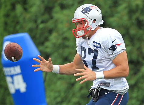 Rob Gronkowskis Back Injury Is Not Serious Agent Says The Boston Globe