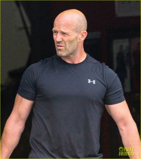 Jason Statham Is Keeping Up With His Quarantine Workouts Photo Jason Statham Photos