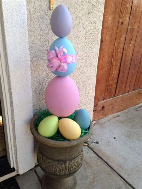 60 Outdoor Easter Decorations Ideas Which Are Colorful And Egg Stra