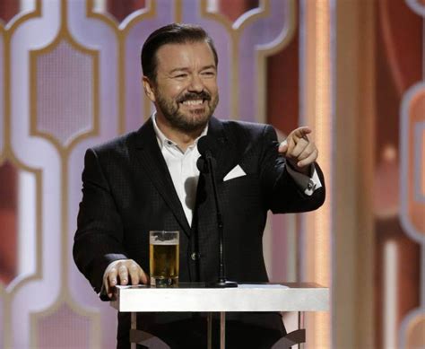 Ricky Gervais Golden Globes 2016 Host Labelled Transphobic For Caitlyn