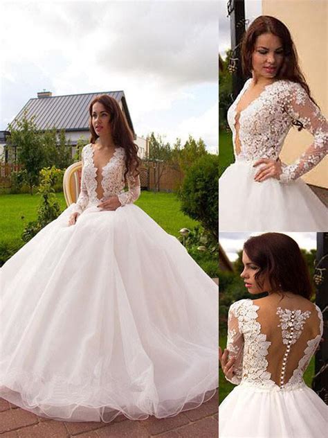 Magnificent Deep V Neck Ball Gown Wedding Dresses Court Train Tulle