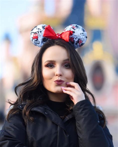 Photography Pics Poses Disneyland Paris Girl Crushes Princesas Disney Beautiful Celebrities