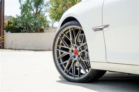 Advanced Design White Bmw 7 Series On Gunmetal Custom Wheels — Carid