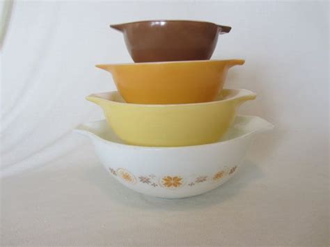 Pyrex Town And Country Solid Color Cinderella Mixing Bowl Set Etsy
