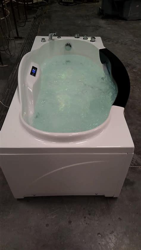 Q313 Big Square Hot Whirlpool Tubhydro Massage Bathtub Buy Big