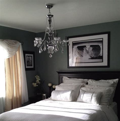 Whetstone called on a real life example to illustrate her point. Bedroom decorating tips for newlyweds