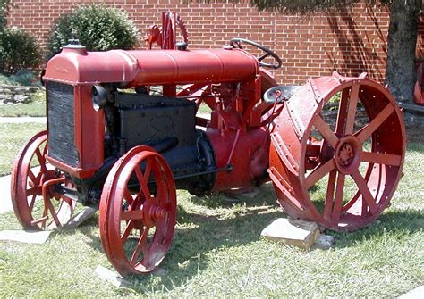 Old Tractor At Flea Market Near Dillard Ga Circa 2004 Old Tractors