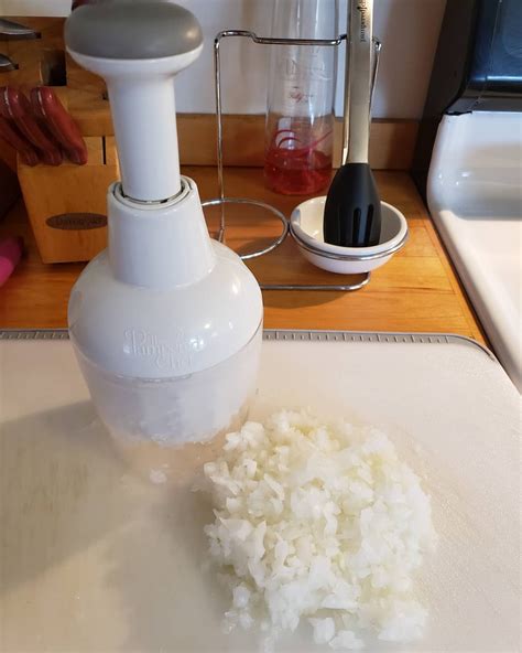 Quickly And Easily Chop An Onion Pampered Chef Onion Soap Easily