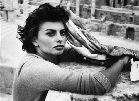 Sophia Loren Fast Facts Movie News