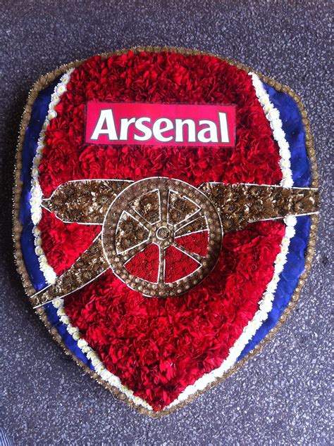 Arsenal badge | Soccer theme parties, Soccer decor, Funeral tributes