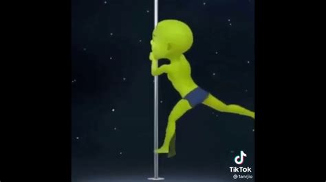 Yass Shrek Dancing On The Pole Youtube
