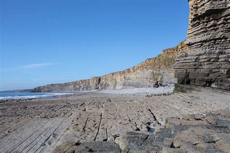 Nash Point Lighthouse Llantwit Major 2021 All You Need To Know