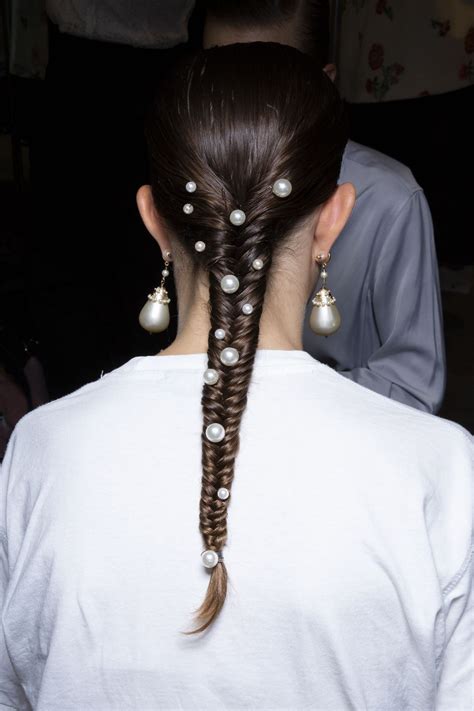 every paris fashion week hairstyle you ll want to recreate immediately fashion week hair