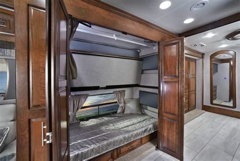 Is There An Rv With 3 Bedrooms
