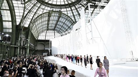 Top 70 Chanel Paris Fashion Week Siêu đỉnh Trieuson5