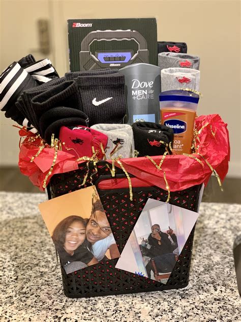 The Boyfriend box | Diy christmas gifts for boyfriend, Creative gifts