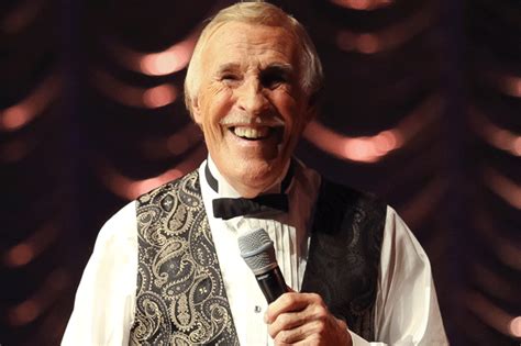 bruce forsyth quits strictly come dancing after ten years as presenter london evening standard