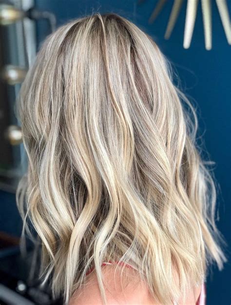 The Best Blonde Hair Color Ideas To Try Right Now Bright Blonde Hair